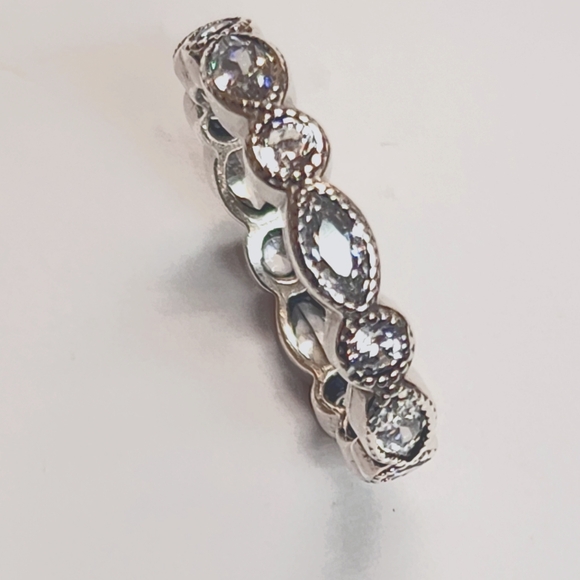 Pandora Ring Clear Czs - Picture 3 of 9
